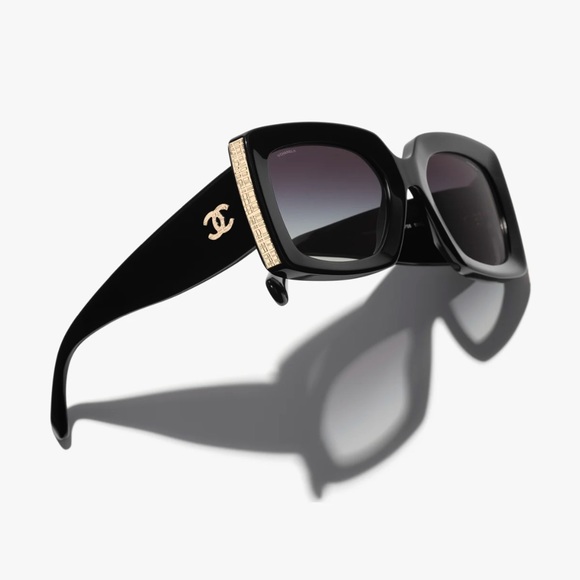 Chanel Sunglasses - Picture 3 of 4